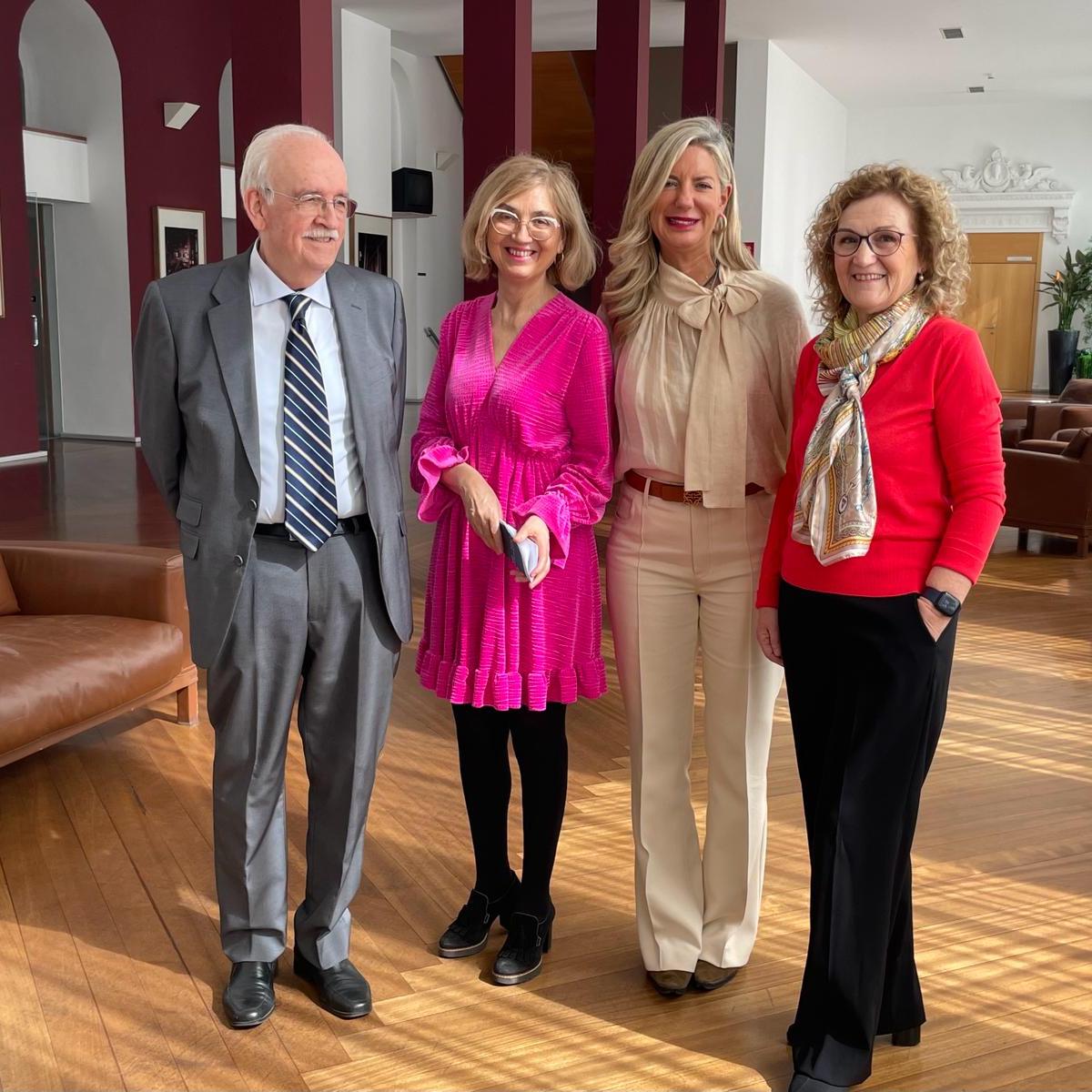 Irene Carvajal presenta centenario Coral Vallisoletana