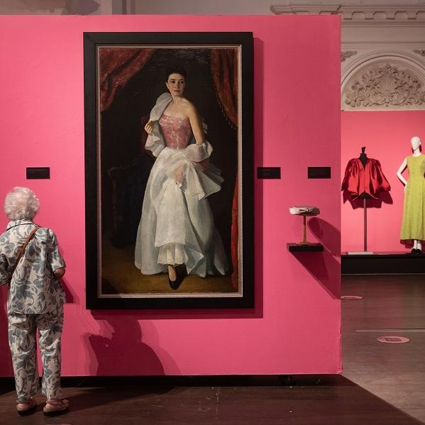 Exposición Balenciaga