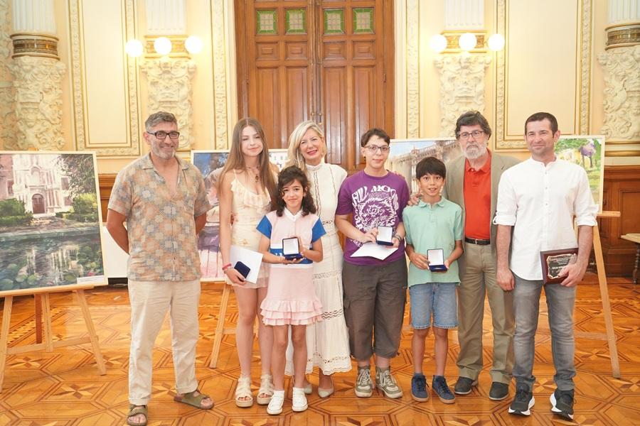 Entrega premio de pintura rápida san pedro regalado 