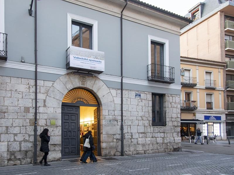 Fachada Casa Revilla sede FMC