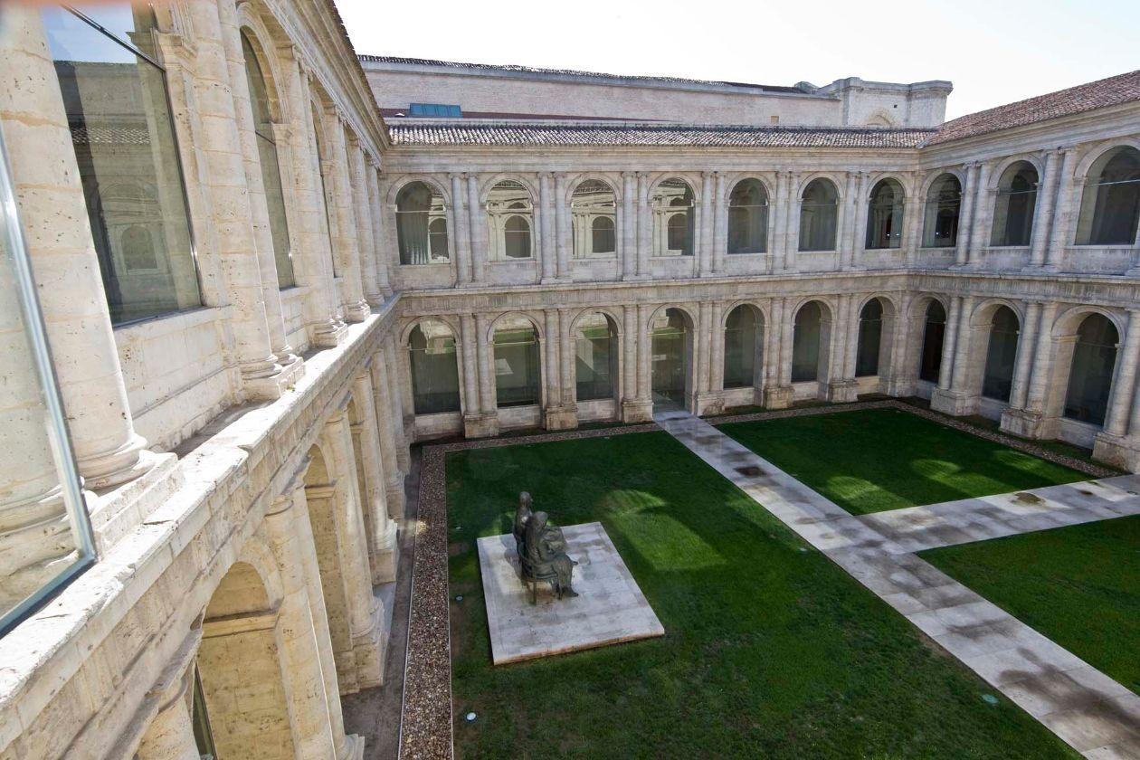 Patio de los Reyes